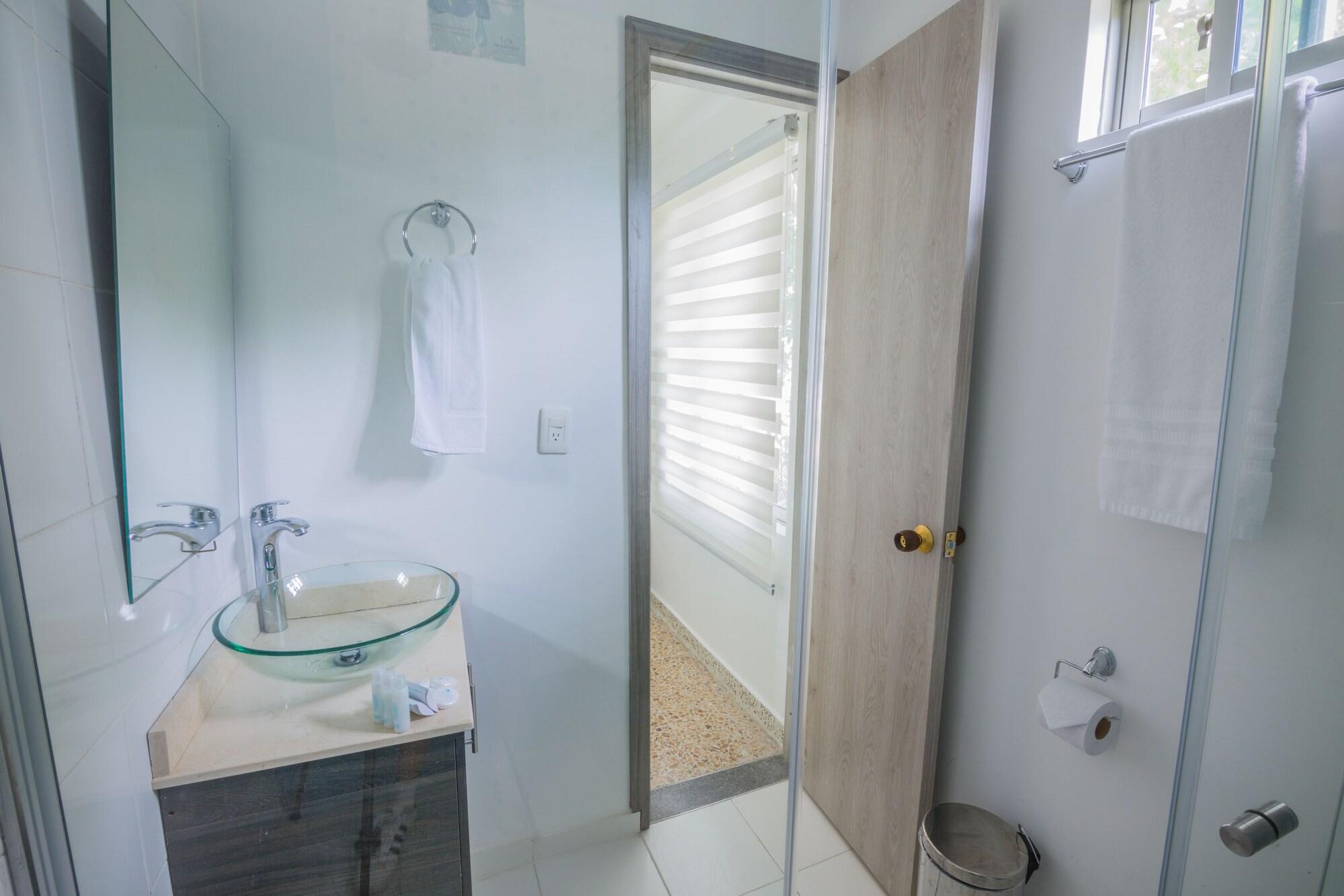 Velik Ocean Aeropuerto Hotel 3*