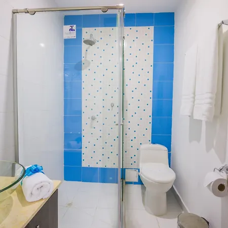 Velik Ocean Aeropuerto 3*