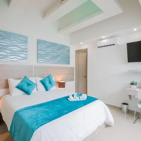 Hotel Velik Ocean Aeropuerto 3*