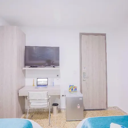 Velik Ocean Aeropuerto Hotel 3*