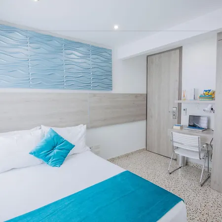 Hotel Velik Ocean Aeropuerto 3*